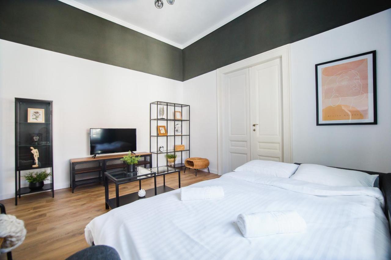 Super Central Spacious Apartment أرادايا المظهر الخارجي الصورة